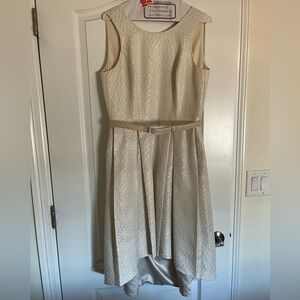 Elegant Cream Sleeveless Dress